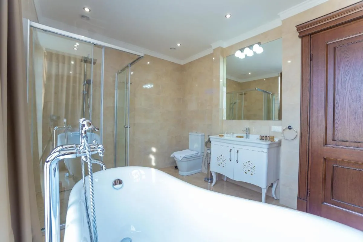 Image 6 of Ambassador Hotel