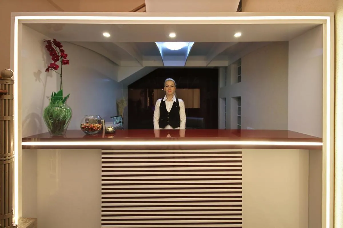 Image 6 of City Park Hotel