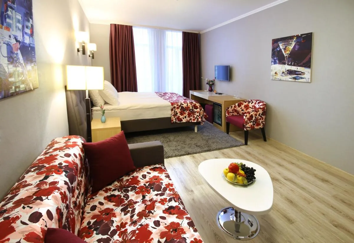 Image 4 of City Park Hotel
