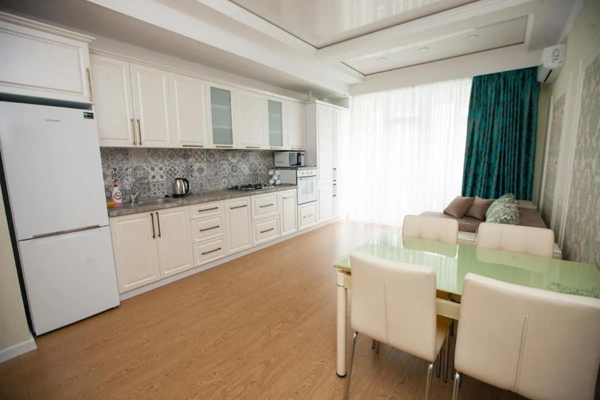 Image 3 of DOUBLE SkyHouse Exclusive Apartments