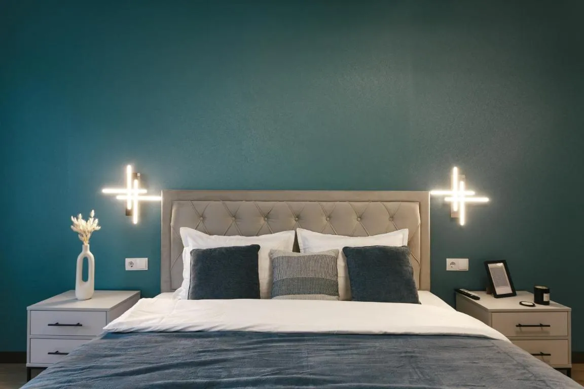 Image of Elegant, Central & Spacious 2BR