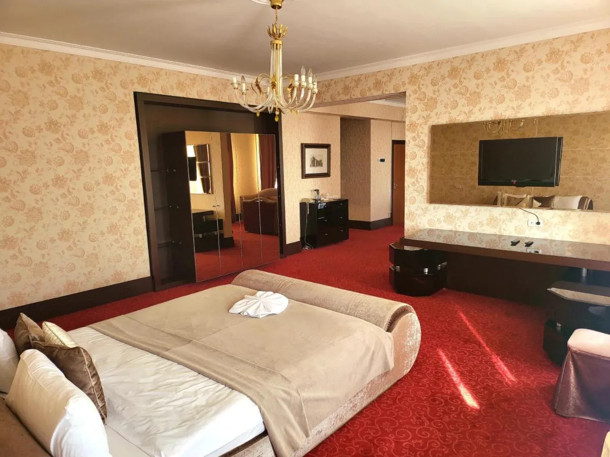 Image 4 of Maxim Pasha Hotel