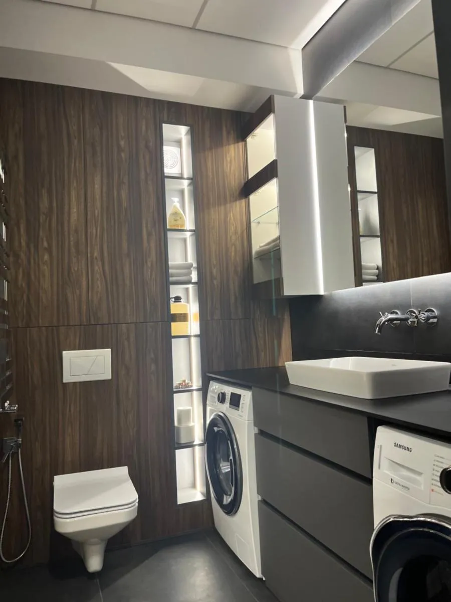 Image 5 of Oasis Luxury Apartments