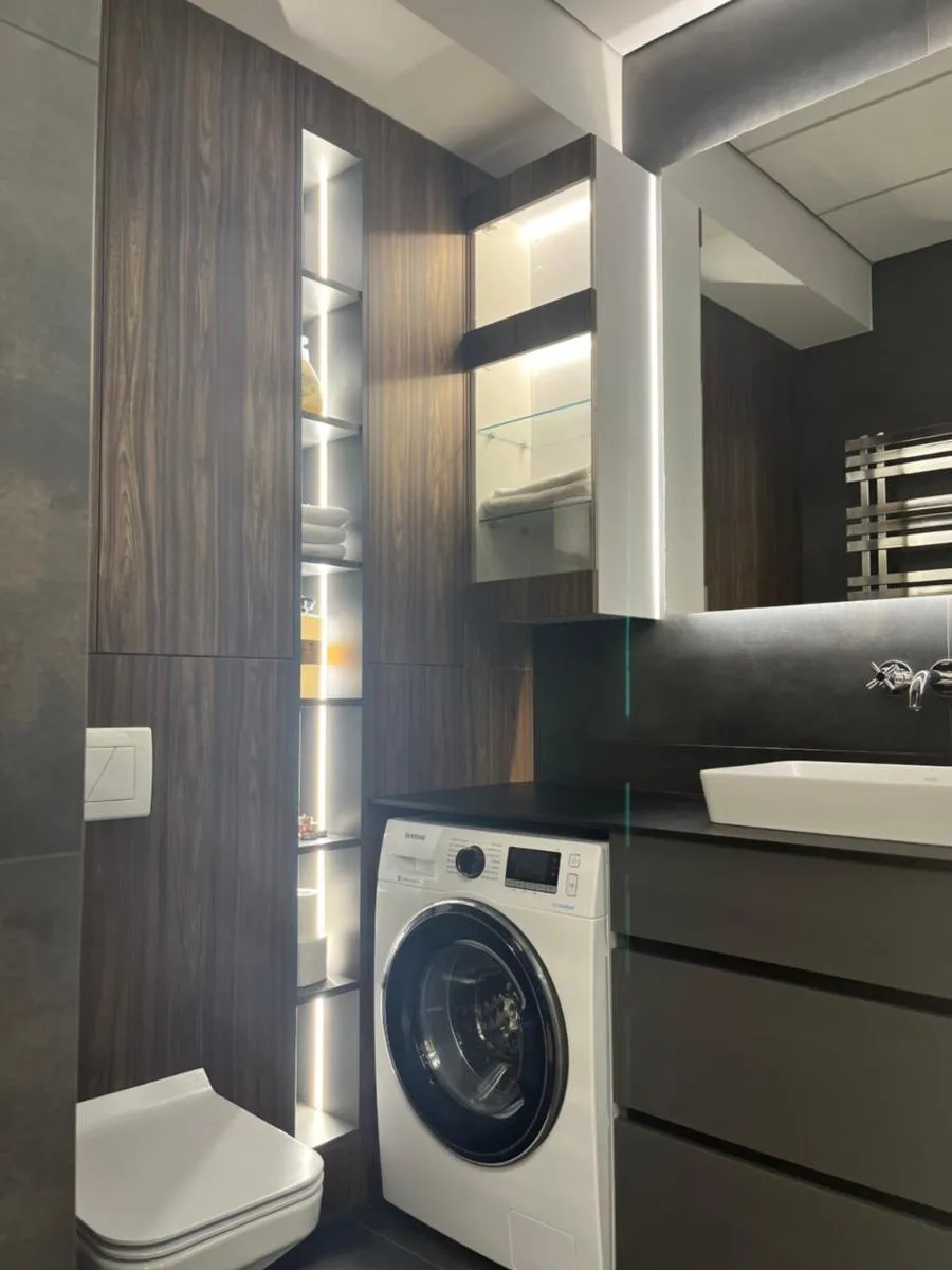 Image 2 of Oasis Luxury Apartments