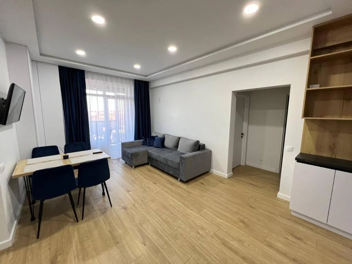 Image 4 of Oasis apartment