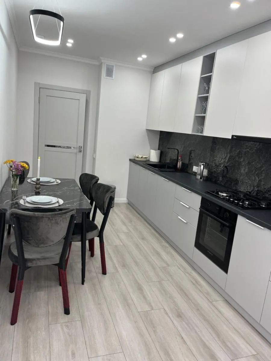 Image 4 of 1008 Apartment с living Кишинев Центр