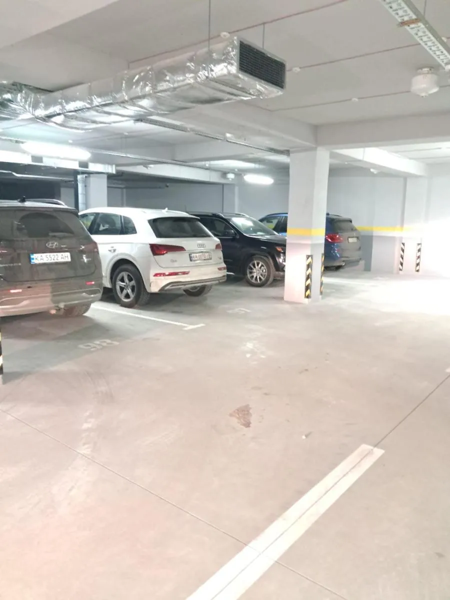 Image 3 of AIRPORT/PARKING/VINIETA.MD