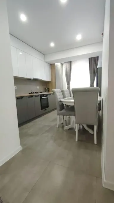 Image 5 of Apartament de lux, 2 dormitoare!