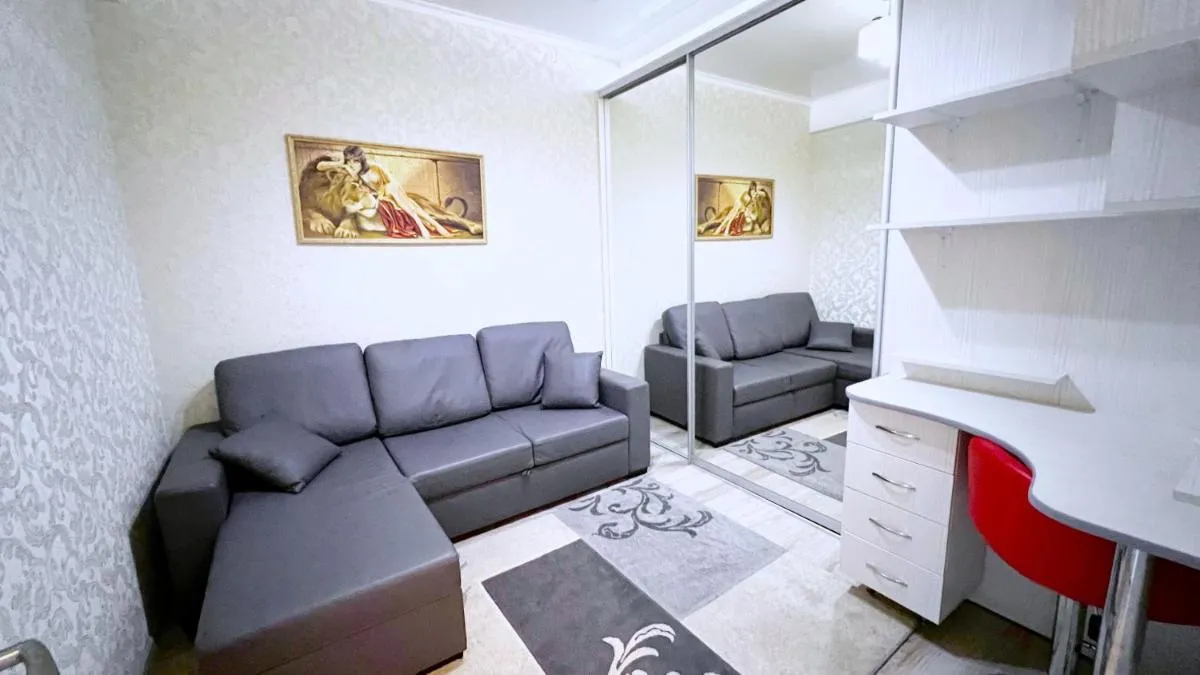 Image 3 of Apartament de lux cu 2 camere și living