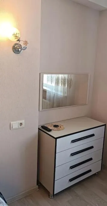 Image 3 of Apartament stilat!
