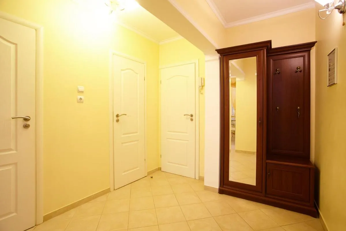 Image 3 of Apartment Deluxe on Moscow Avenue
