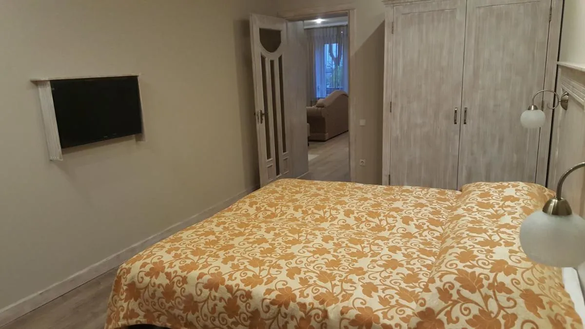 Image 4 of Apartments on Negruzzi 6/2