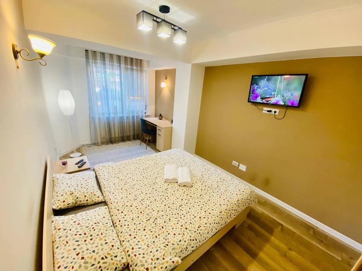 Image 4 of Avenue Apartment