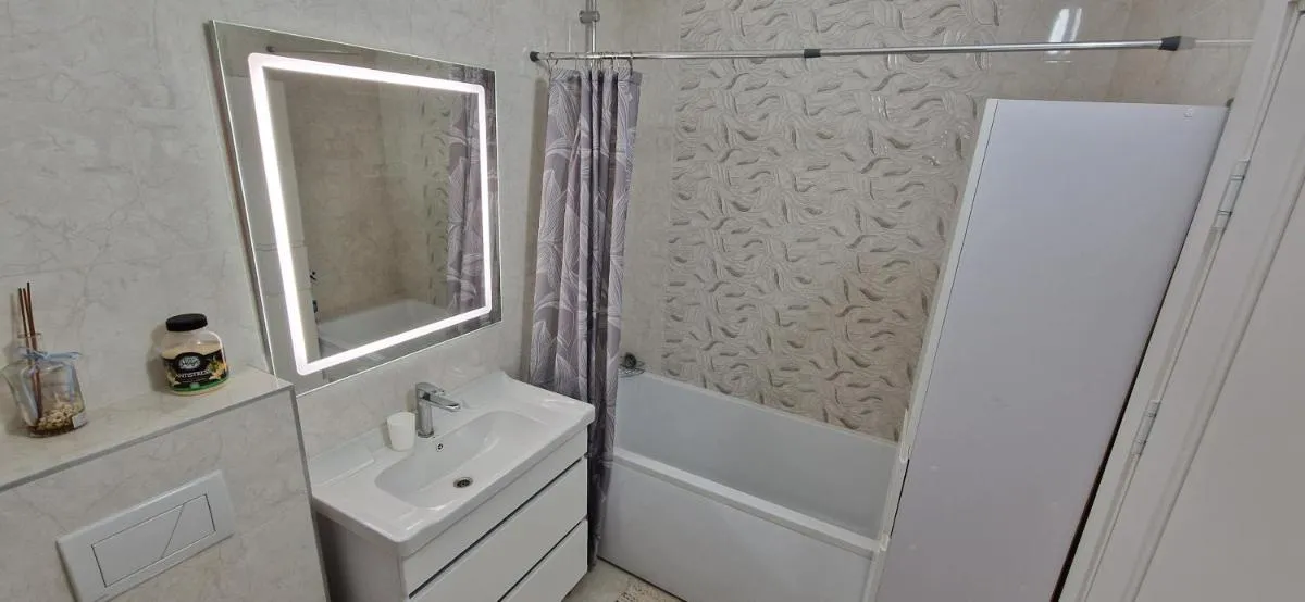 Image 4 of Black & White Apartment