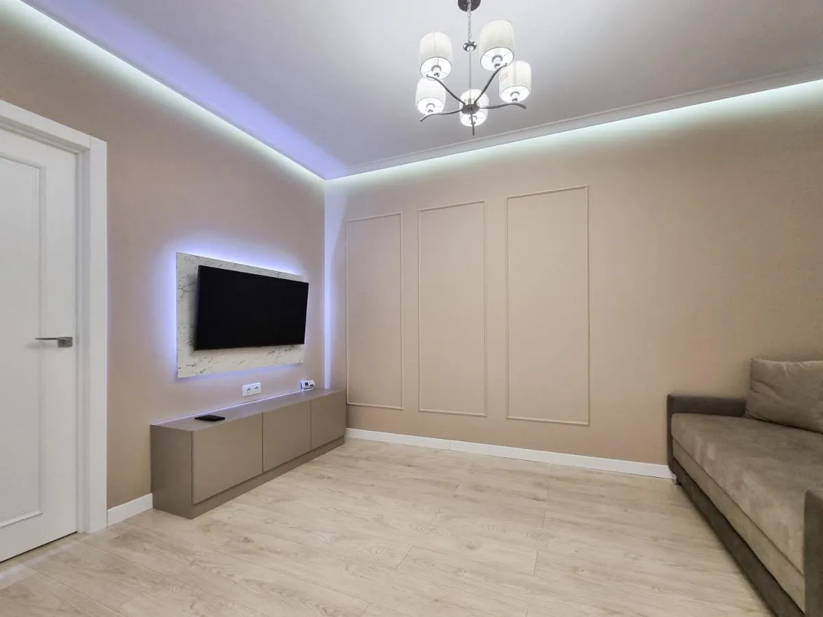 Image 5 of Botanica, 1 bedroom apartment with living