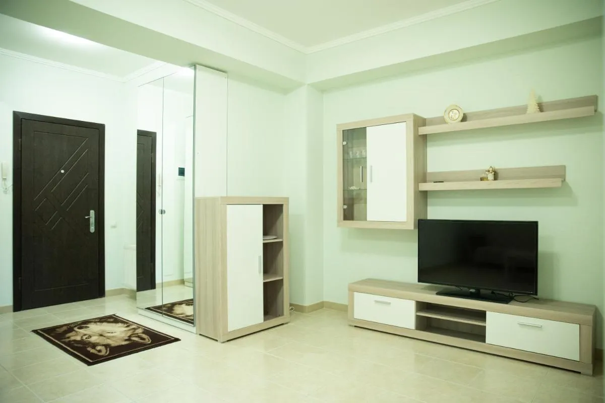 Image 2 of Center Cozy Home