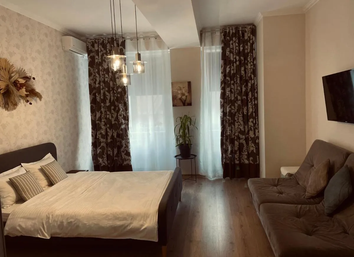 Image 2 of City Center Apartment