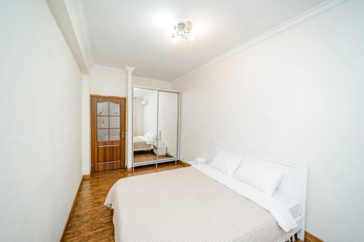 Image 2 of City center Retreat 3BR apartment