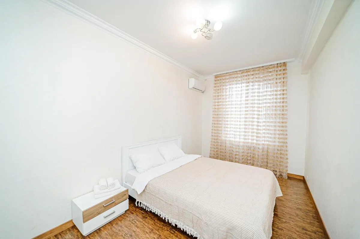 Image 6 of City center Retreat 3BR apartment