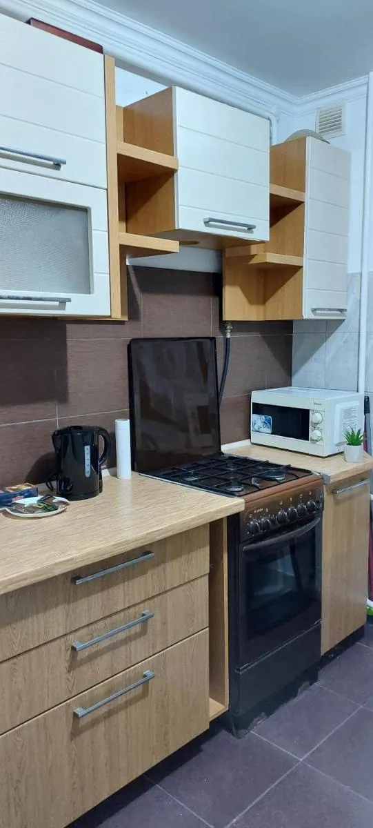 Image 1 of Comfortable 2-bedroom in a great zone