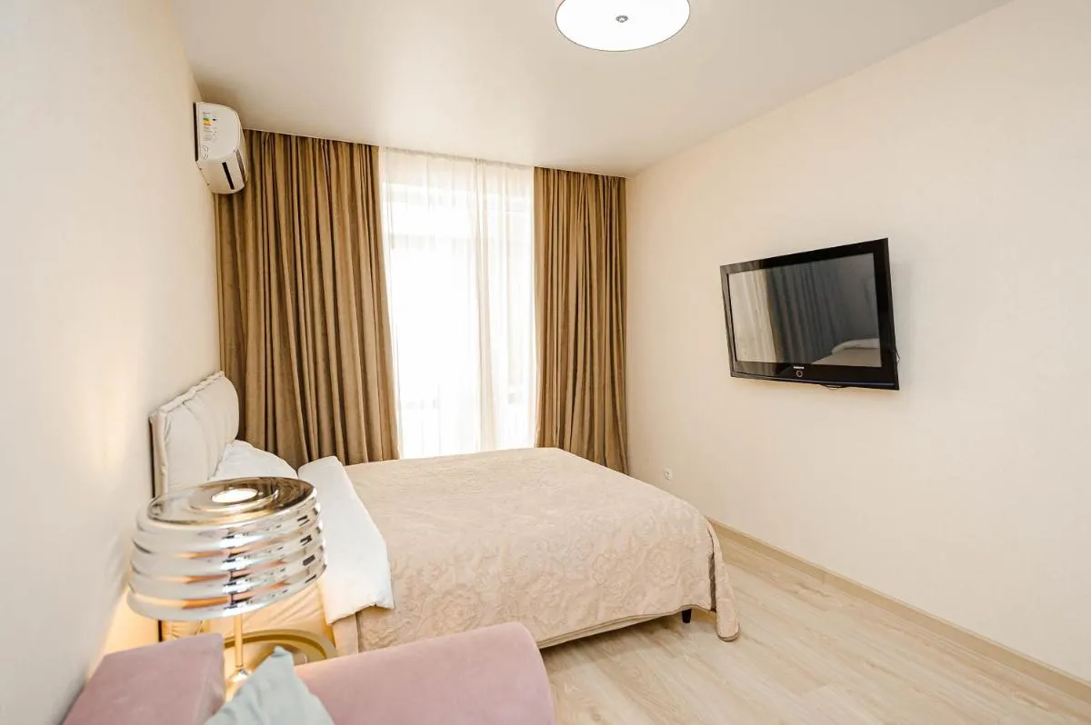 Image 2 of Comfy apartment in Chisinau!