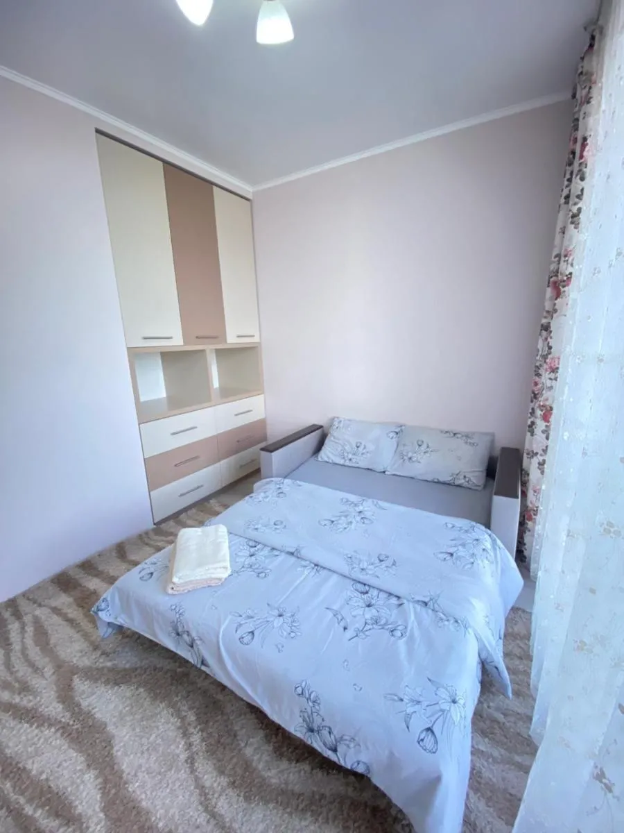 Image 5 of Cozy Two Bedroom Large Apartment