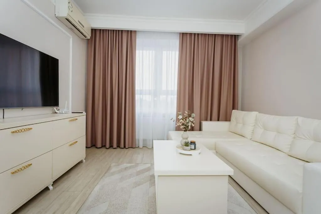 Image 5 of Ellina Apartments ParkLake