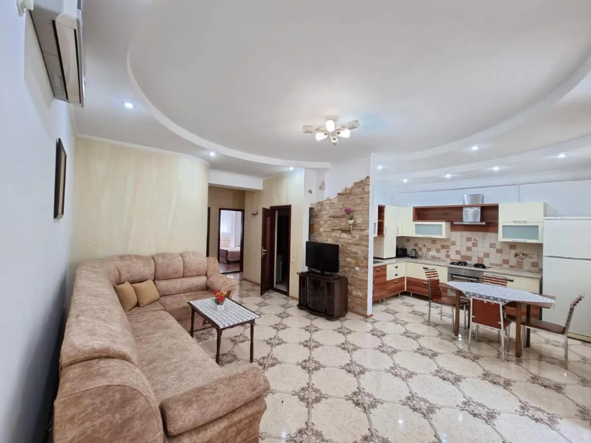 Image 3 of Extra Grand Apartments 2 Bedrooms