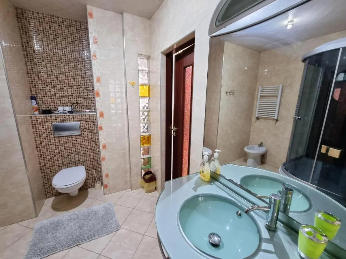 Image 4 of Extra Grand Apartments 2 Bedrooms