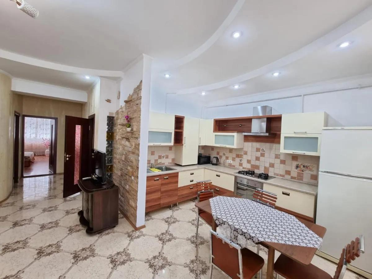 Image 1 of Extra Grand Apartments 2 Bedrooms