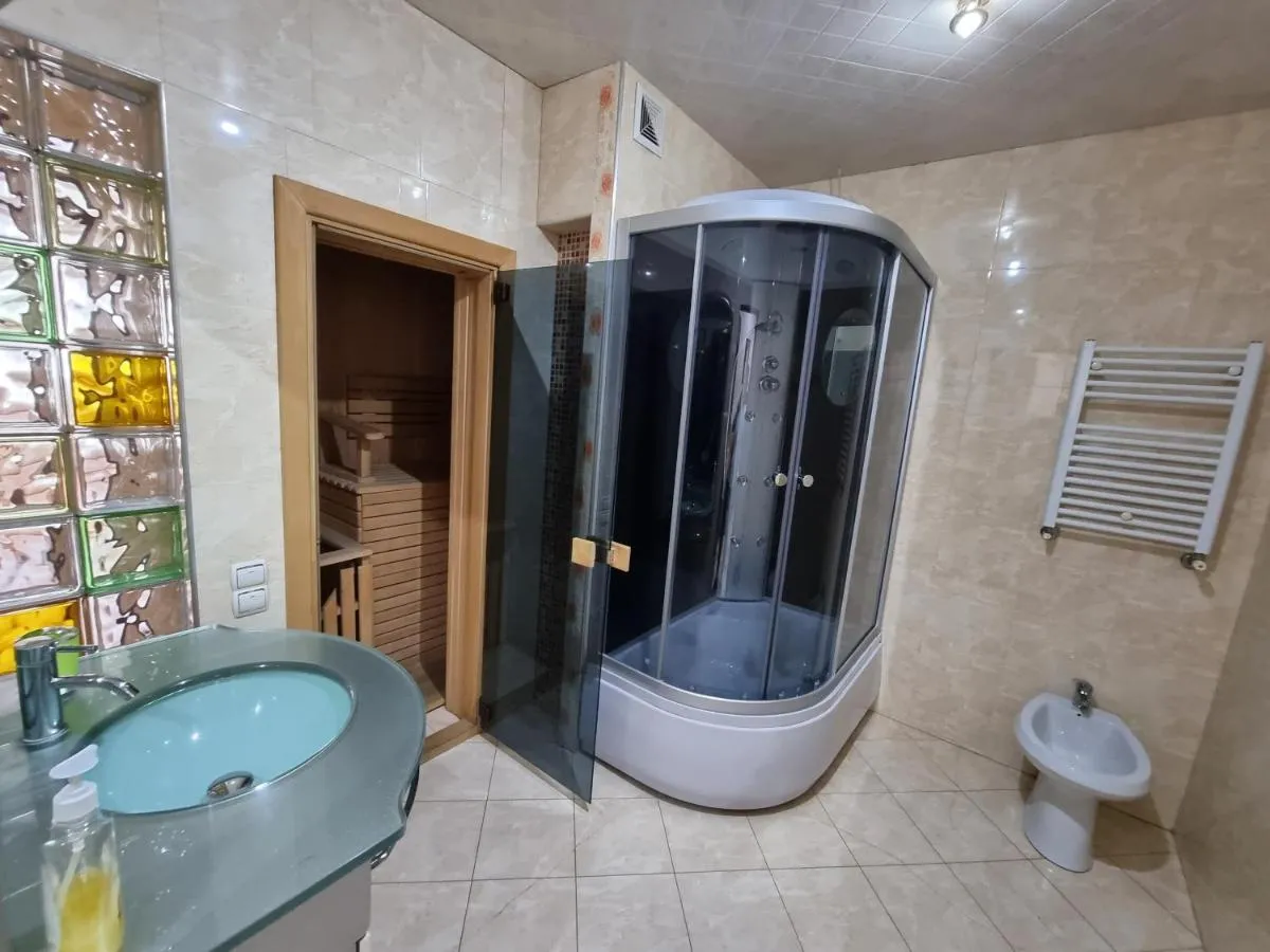 Image 3 of Extra Grand Apartments Two Bedrooms Ultracentral
