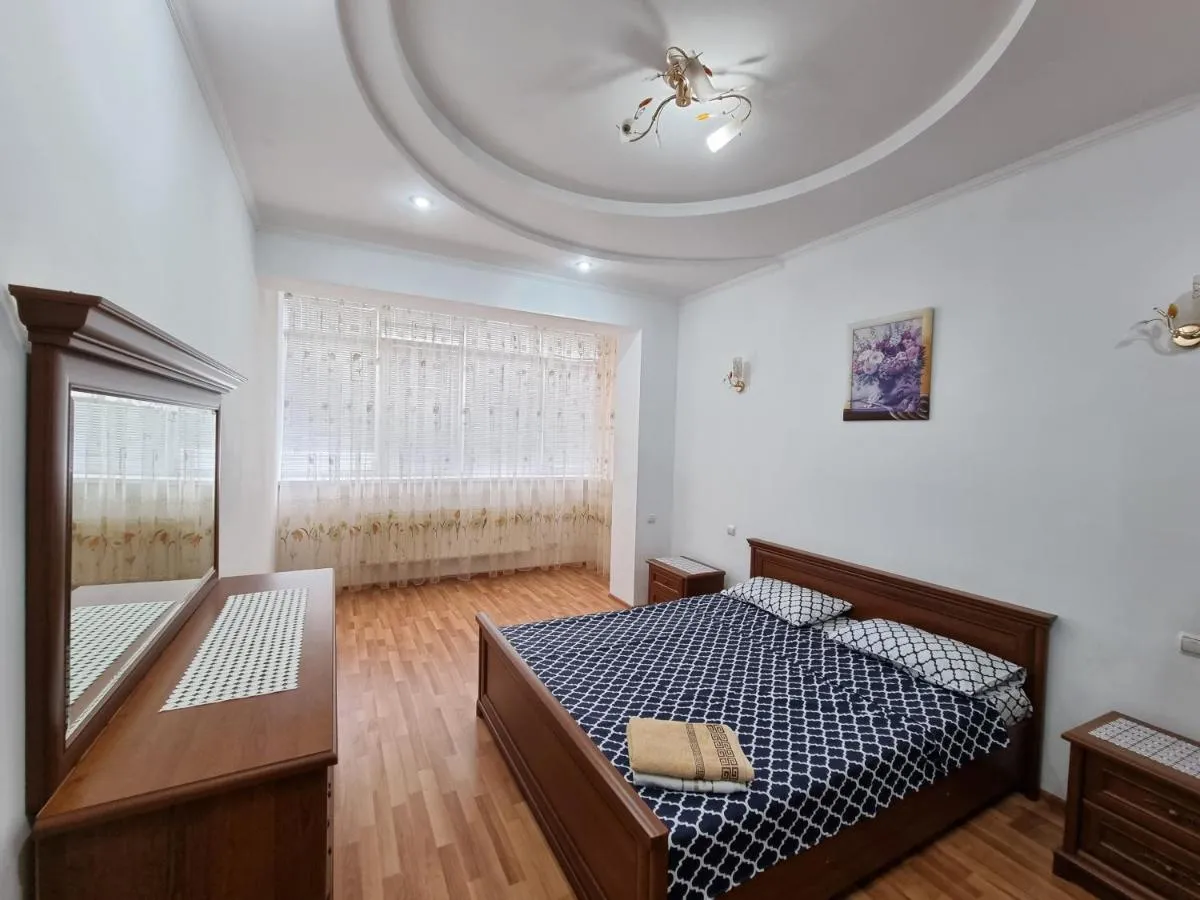 Image 2 of Extra Grand Apartments Two Bedrooms Ultracentral