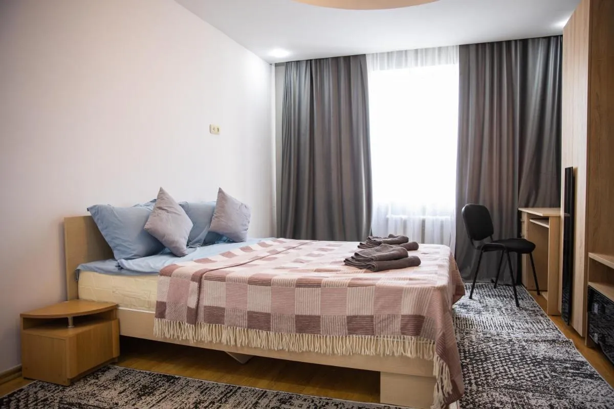 Image 1 of GOOD center apartment