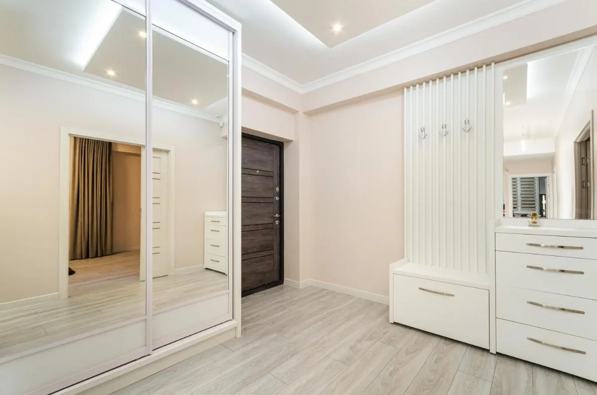 Image 2 of Great Apartment 2