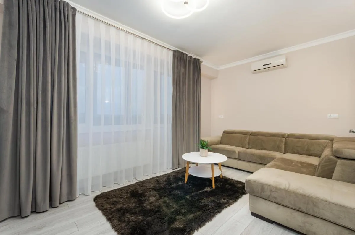 Image 4 of Great Apartment 2