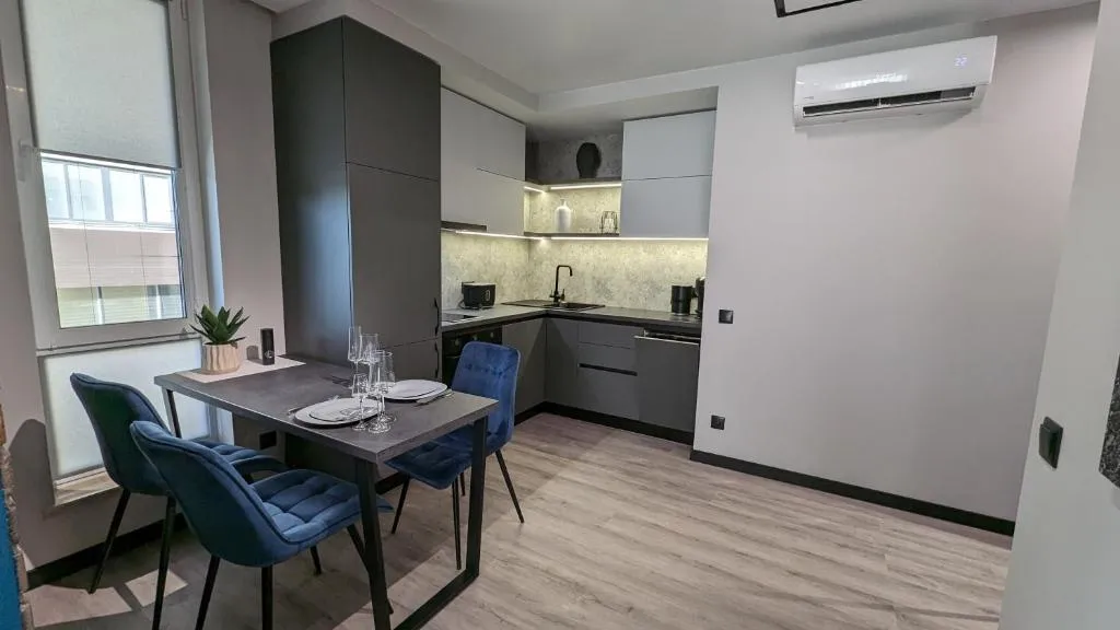 Image of HERMES AVENUE Apartments