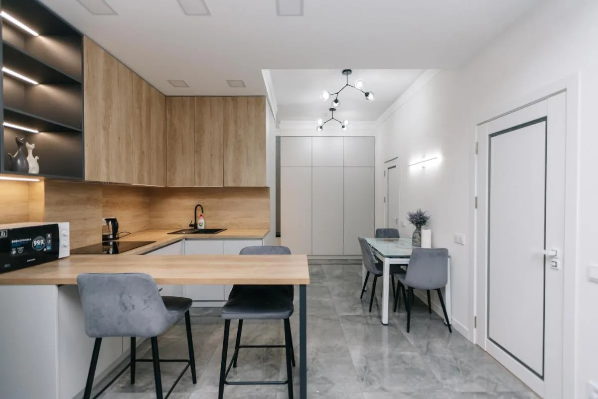 Image 2 of Luxury Apartment