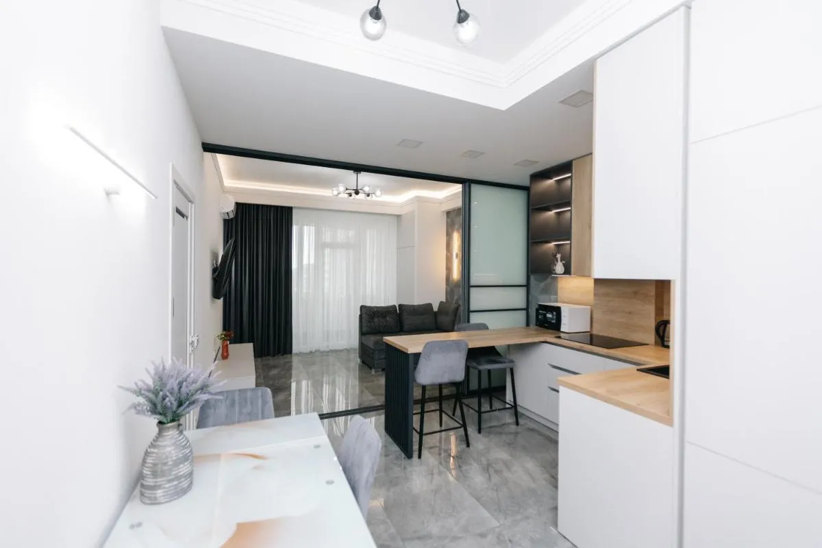 Image 1 of Luxury Apartment