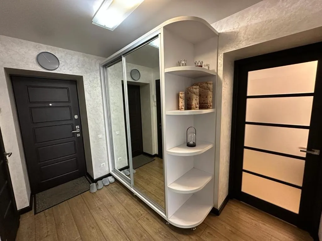 Image 1 of Luxury Home center