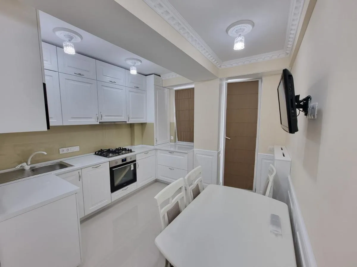 Image 2 of Luxury Ismail Street in Chisinau