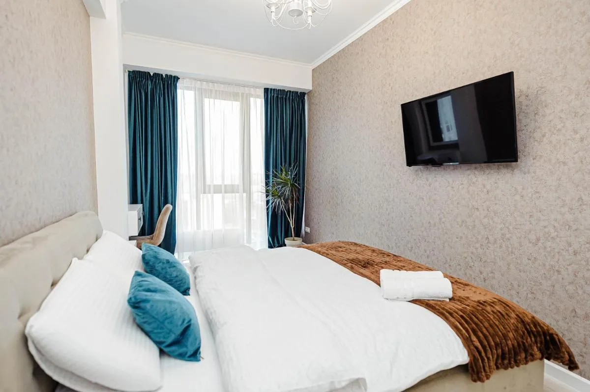Image 2 of Luxury Ultracentral Skyhouse apartment