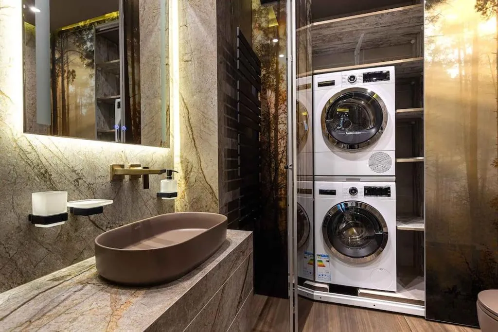 Image 2 of Luxury apartment in the superb location