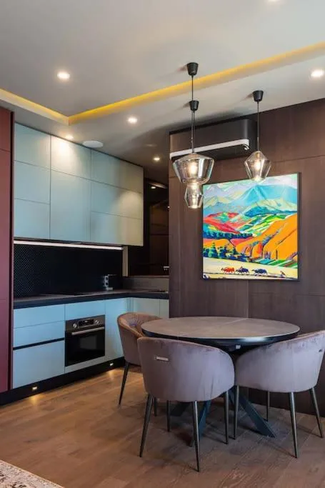 Image 3 of Luxury apartment in the superb location