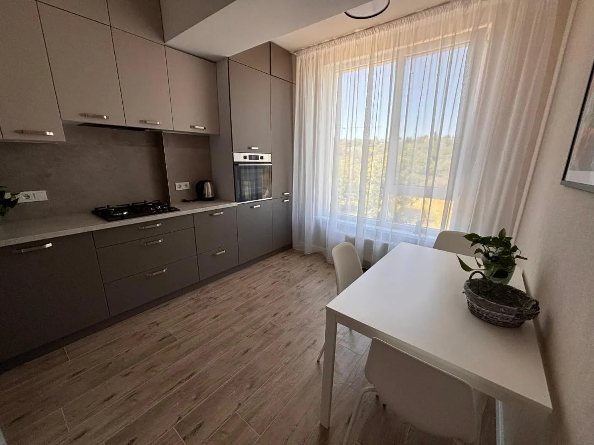 Image 5 of Milescu Residence 2