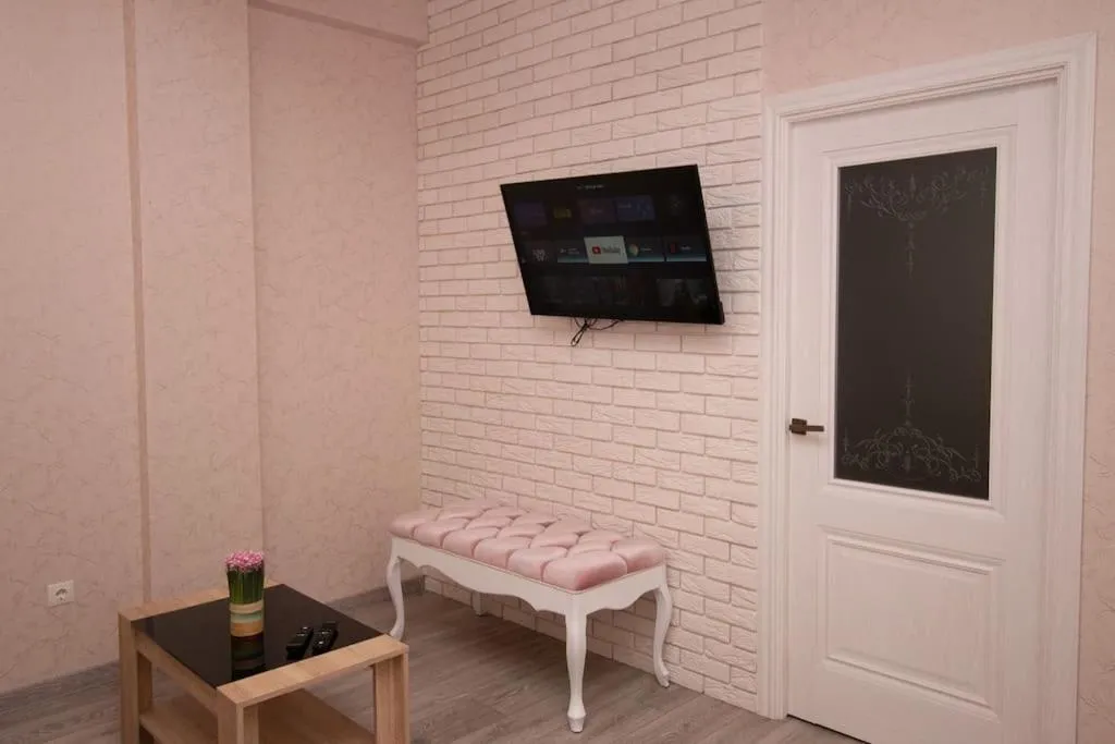 Image 4 of Modern 1BD apartment with living room in the park zone