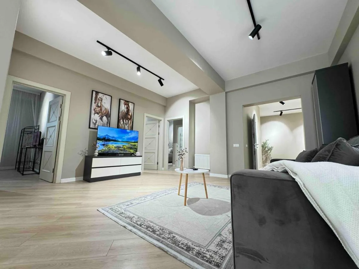 Image 4 of Modern Business Apartment with 3 Bedrooms in Centre Chișinău
