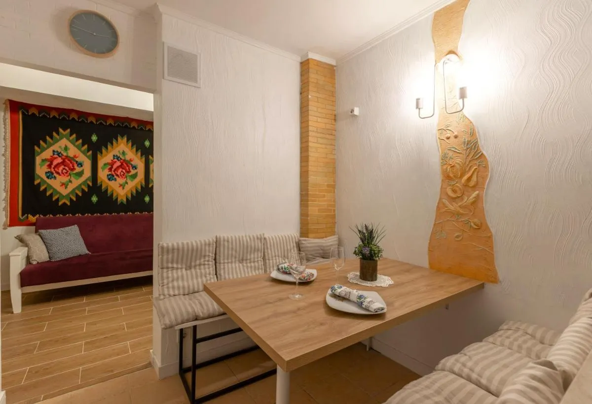 Image 5 of Modern Traditional apartment