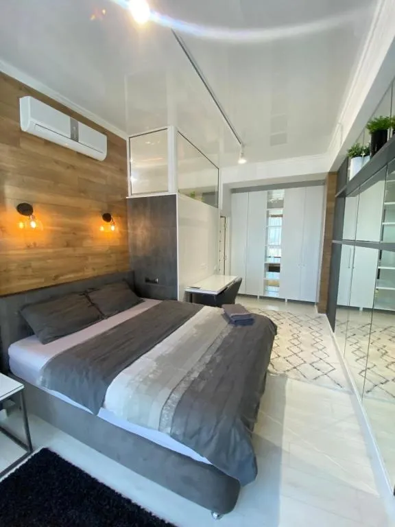 Image of New 2 Modern Lux Apartment