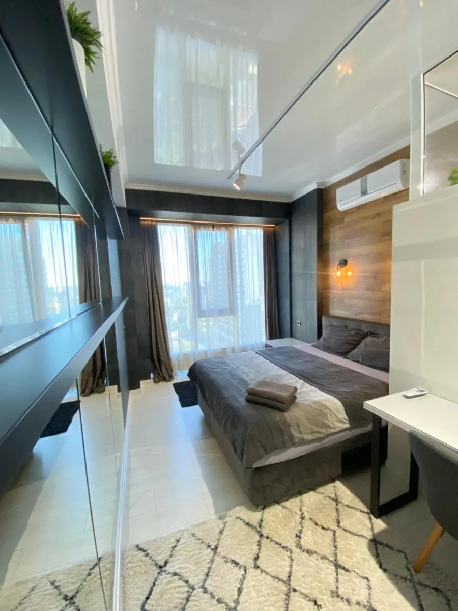 Image 2 of New 2 Modern Lux Apartment