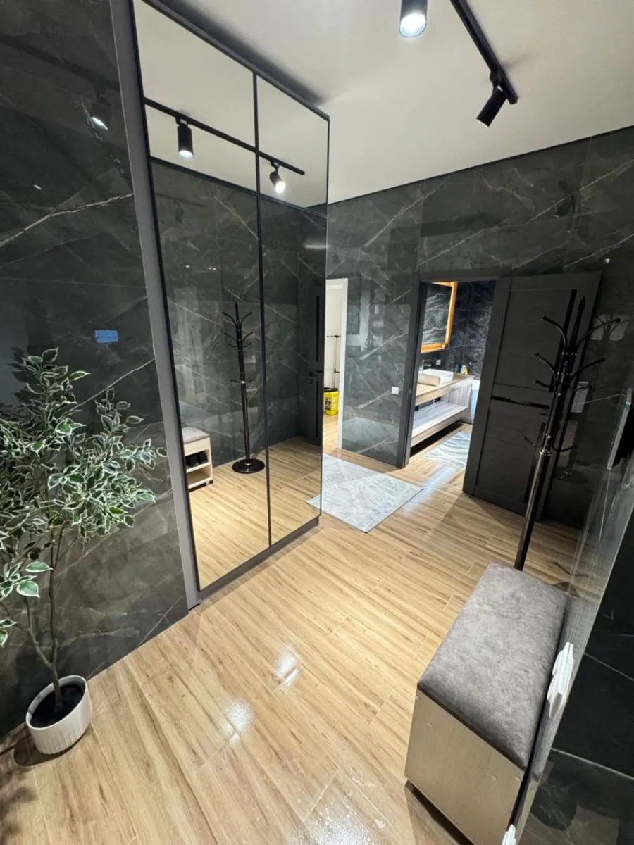 Image 6 of New Lux Business Apartment in the Center